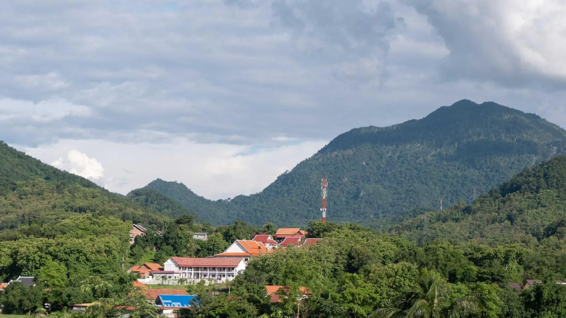 Garden House Rice Field And Mountain View Hotel Luang Prabang