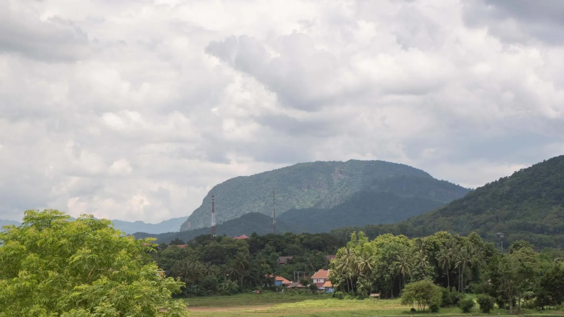 Garden House Rice Field And Mountain View Hotel Luang Prabang